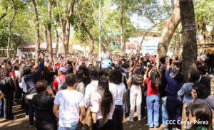 UNA inicia año lectivo recibiendo a más de cinco mil estudiantes