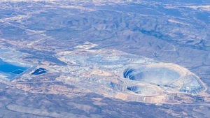 Sheinbaum pone paños fríos a acuerdo de minerales críticos con EEUU