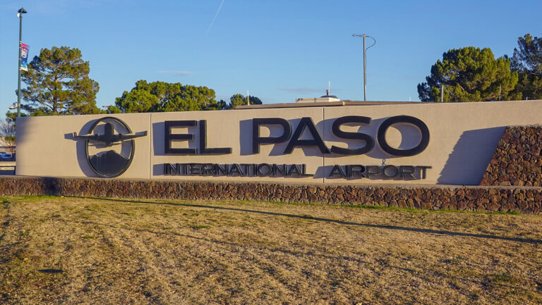 Sheinbaum: vamos a averiguar exactamente las causas del cierre aéreo de El Paso