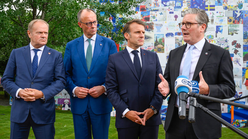 Lavrov: "Europa se ha despertado y está intentando enviar señales de diálogo a Rusia"