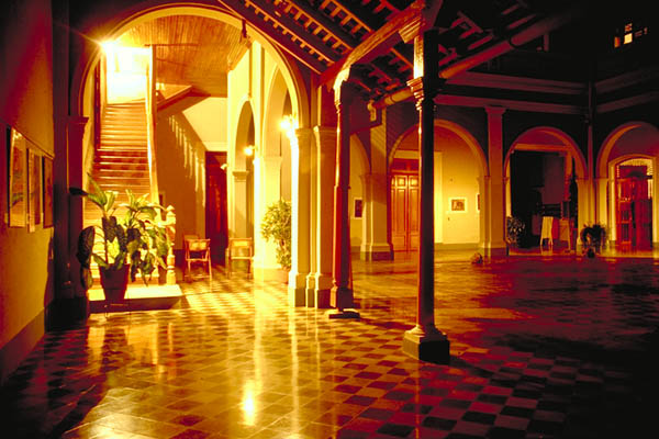 Renuevan Casa de los Tres Mundos en Granada para declararla Patrimonio Nacional