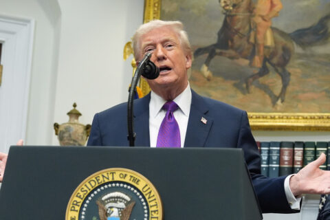 Trump sobre Irán: "Tenemos que llegar a un acuerdo, de lo contrario, será muy traumático"