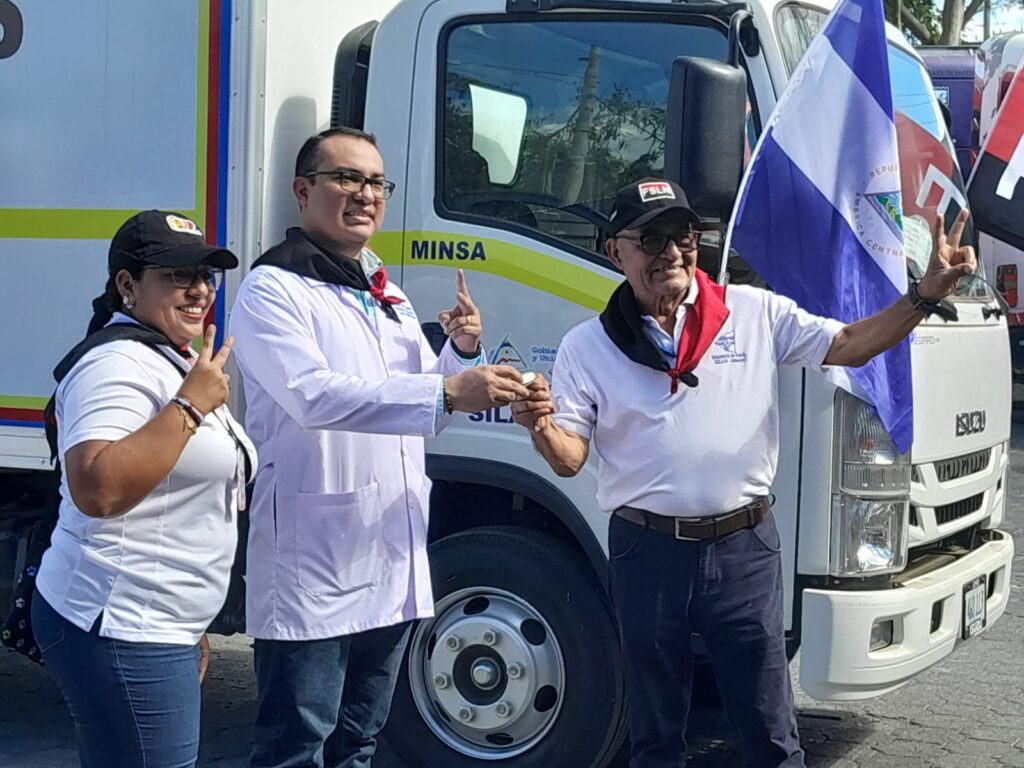 Minsa entrega cinco nuevos camiones para la recolección segura de desechos hospitalarios