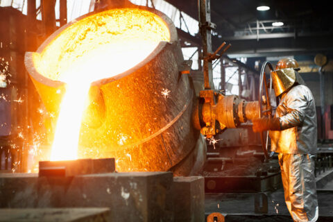 Políticas que pasan factura: Bruselas advierte del colapso inminente de dos sectores económicos en el continente