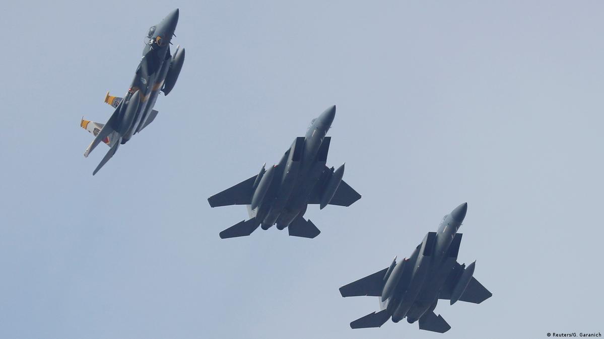 EE.UU. lanza diez ataques contra más de 30 objetivos en Siria