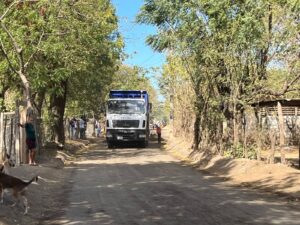 Más de dos mil habitantes de la comarca Nejapa contarán con mejores accesos viales