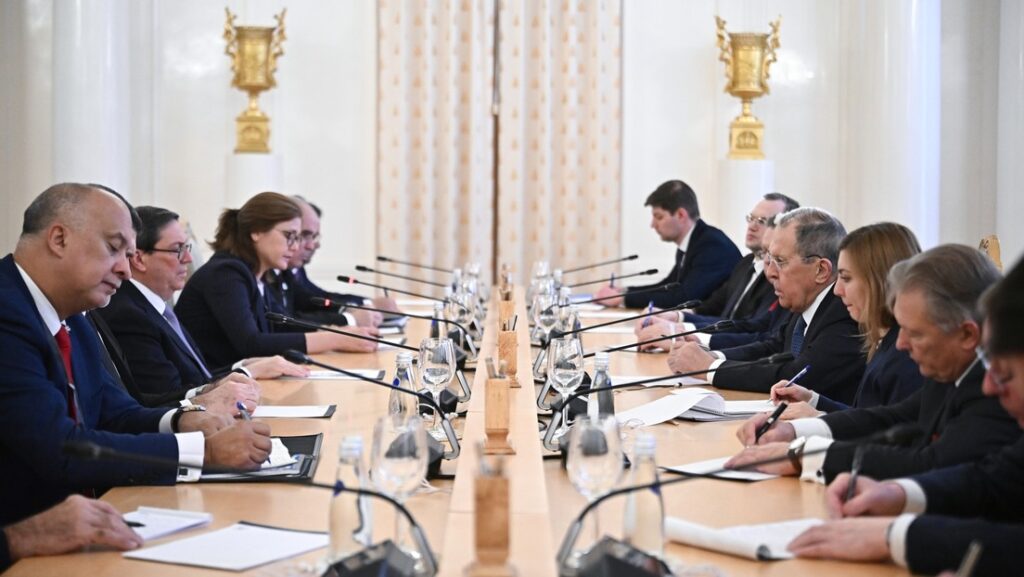 Moscú da detalles sobre las negociaciones entre Lavrov y Bruno Rodríguez