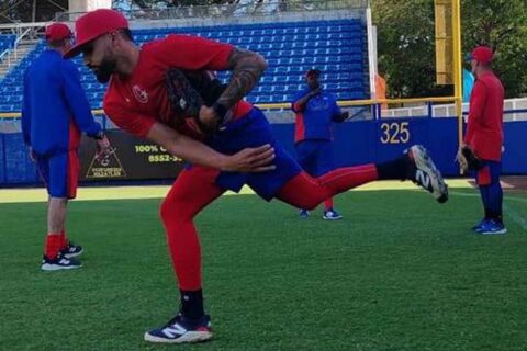 Duelo de derechos en inicio de amistoso entre Cuba y Nicaragua