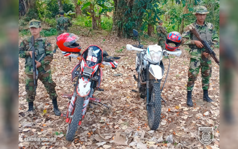 Ejército de Nicaragua retiene a tres sujetos con más de C$24 mil en Matagalpa