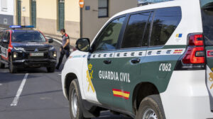 Mata a su hijo de 10 años con un machete, hiere de gravedad a su mujer y es abatido por la Policía