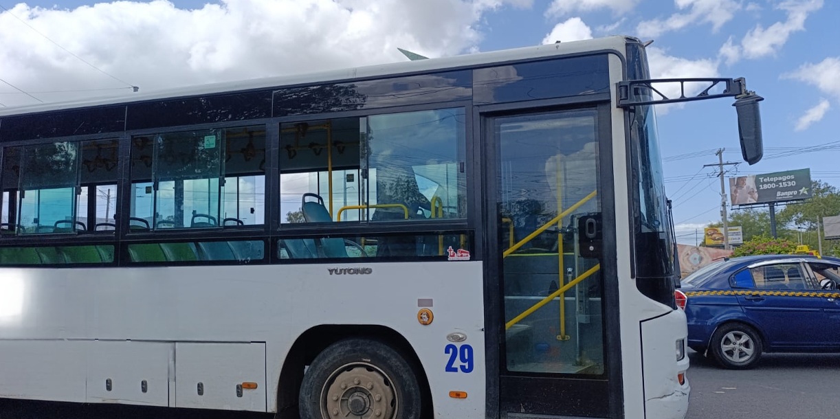 Detienen con ebriedad extrema y por exceso de velocidad a un conductor de la ruta 195