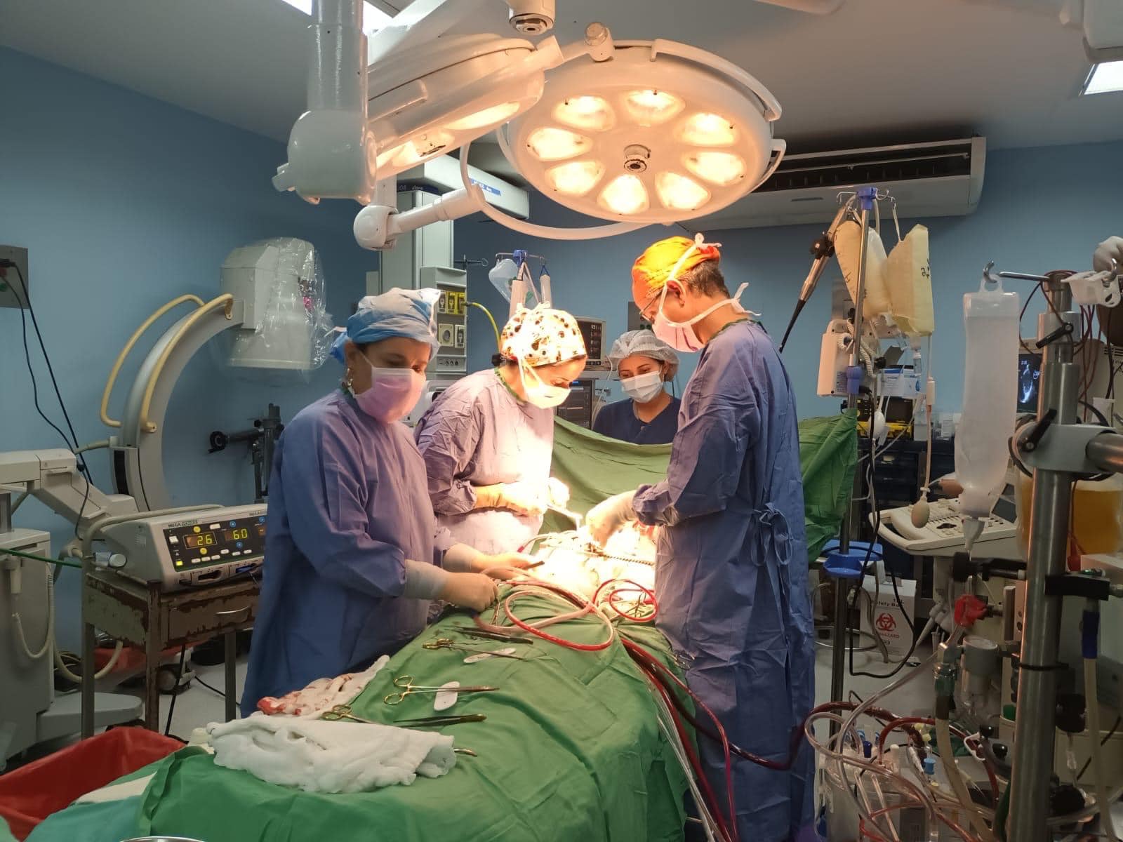 Médicos norteamericanos brindan atención gratuita en León a pacientes con afectaciones cardíacas