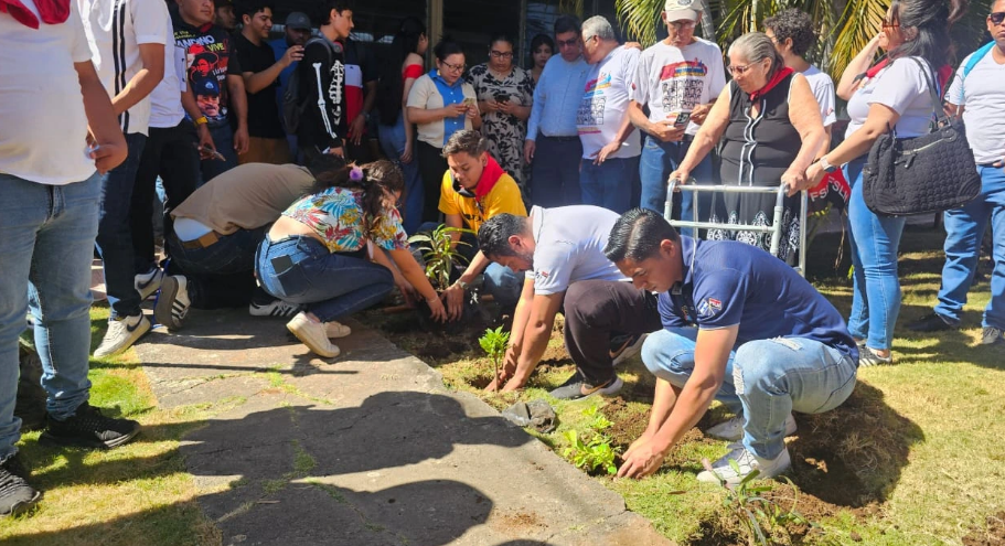 Realizan jornada de reforestación en Managua en conmemoración a Héroes y Mártires de San José de las Mulas