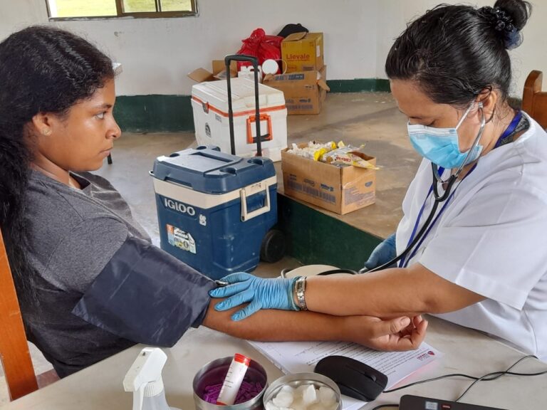 Donar sangre en Nicaragua permite salvar la vida de tres personas por cada extracción de plasma