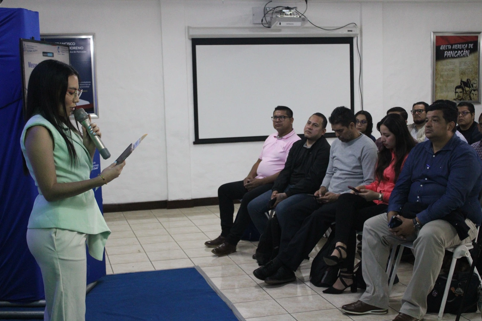 Inicia primer encuentro de docentes de cara al Hackathon Nicaragua 2026