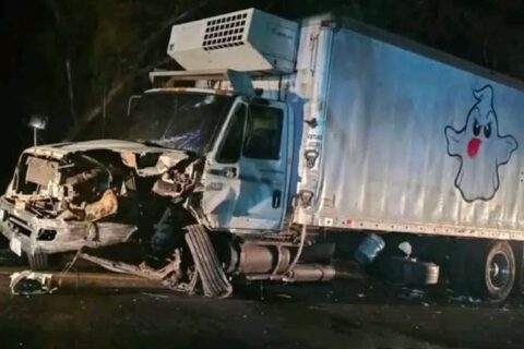 En Tipitapa conductor de camioneta muere prensado tras fuerte choque