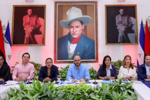 Periodistas de China comparten estrategias digitales con comunicadores nicaragüenses