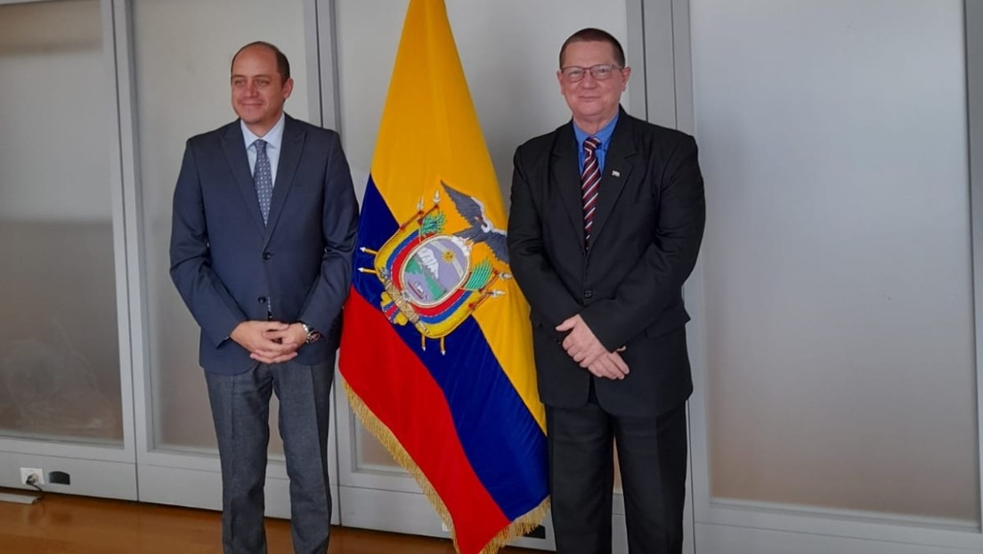 Ecuador declara persona “non grata” al embajador de Cuba y le da 48 horas para abandonar el país