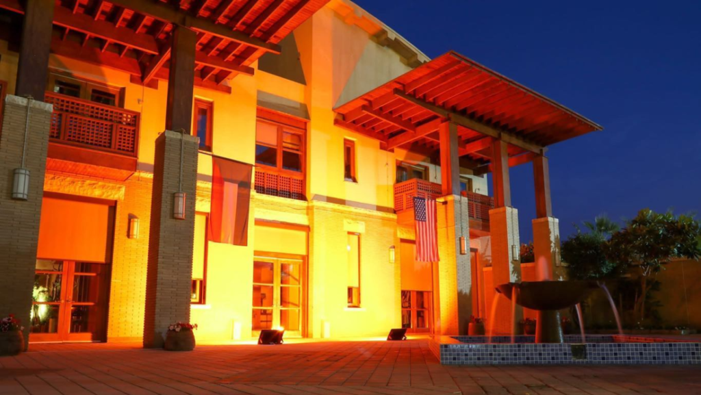 La Embajada de EE.UU. en Kuwait suspende todas las operaciones