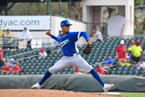 Nicaragua enfrenta a Dominicana en el Clásico Mundial de Béisbol 2026