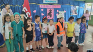 Estudiantes de Managua con jornada cultural destacan el valor de la mujer