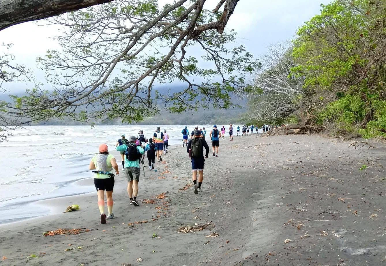 Ultramaratón Fuego y Agua reúne a más de 400 deportistas en Ometepe