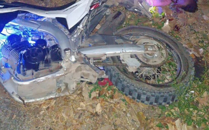 Conductor pierde el control de su moto y fallece en Rivas