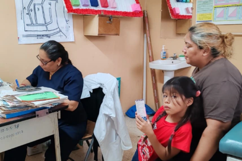 Impulsan detección temprana de cáncer cervicouterino y de mama en mujeres de El Riguero