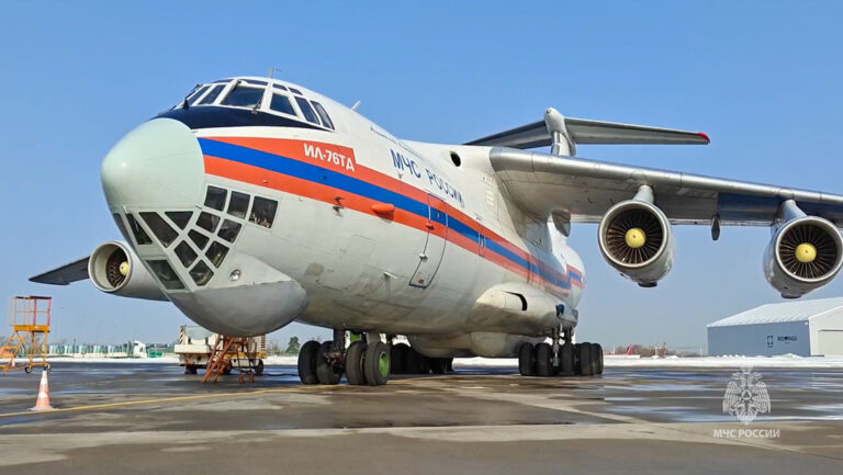 Rusia envía más de 13 toneladas de medicamentos a Irán