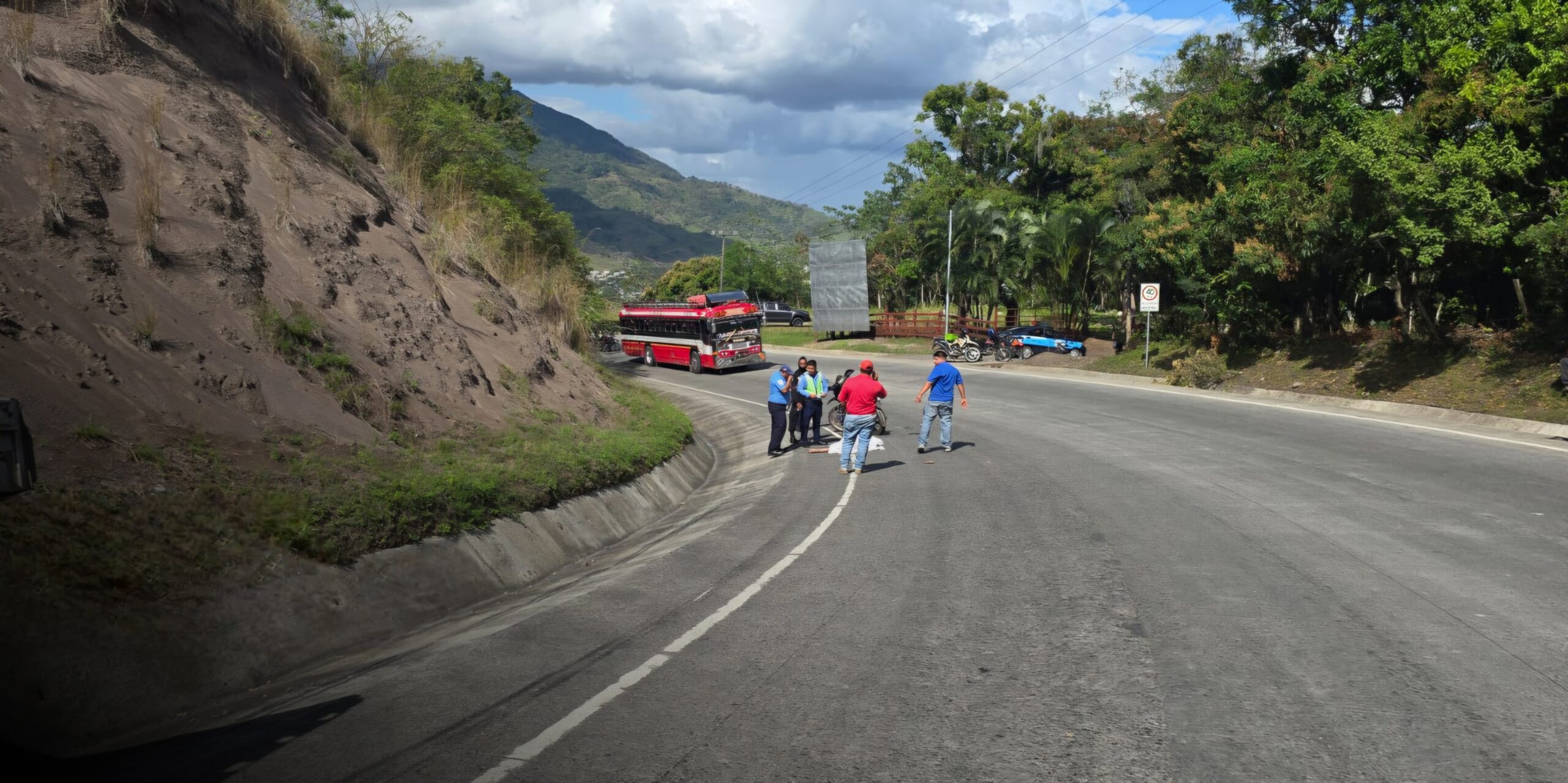 Conductor de moto pierde el control y acompañante muere en la vía Río Blanco–Matiguás