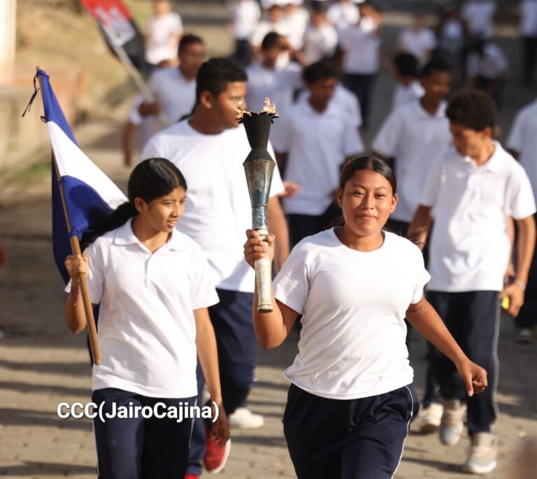 Antorcha recorre Nandaime recordando el legado del General José Dolores Estrada