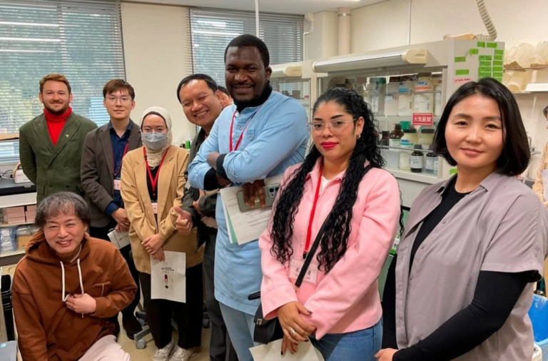 Especialista del Marena intercambia experiencias sobre la enfermedad de minamata