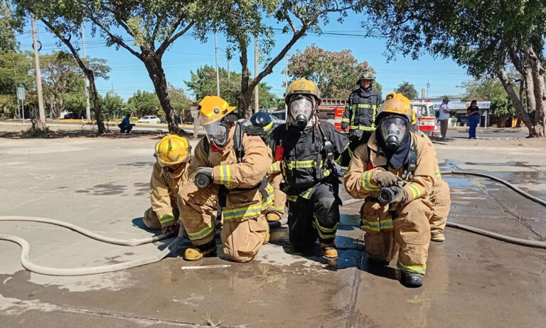 Fuerzas especializadas de los Bomberos Unidos listas para atender durante la Semana Mayor