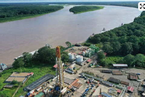 Presidente de Perú contrario a privatización de la petrolera estatal