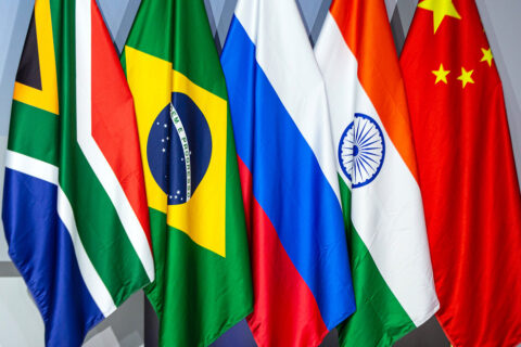 Jeffrey Sachs: El BRICS tiene la llave para evitar un "incendio global" provocado por la guerra contra Irán