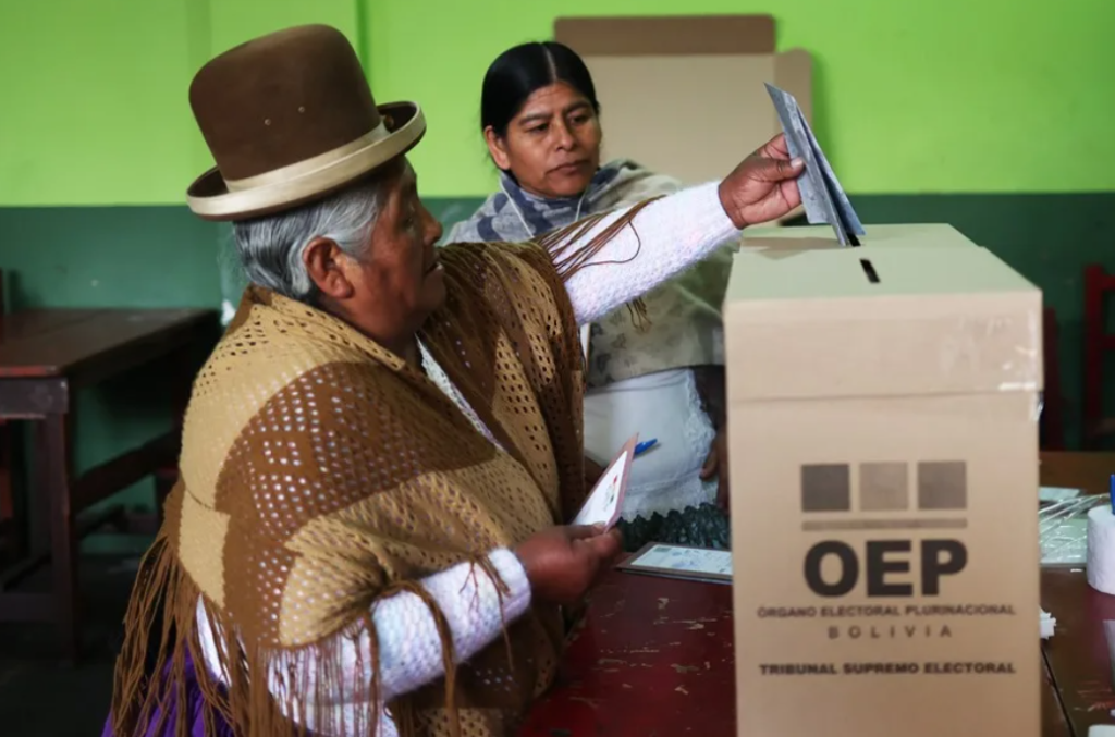 Elecciones Bolivia: casi 8 millones de bolivianos votan por sus regiones