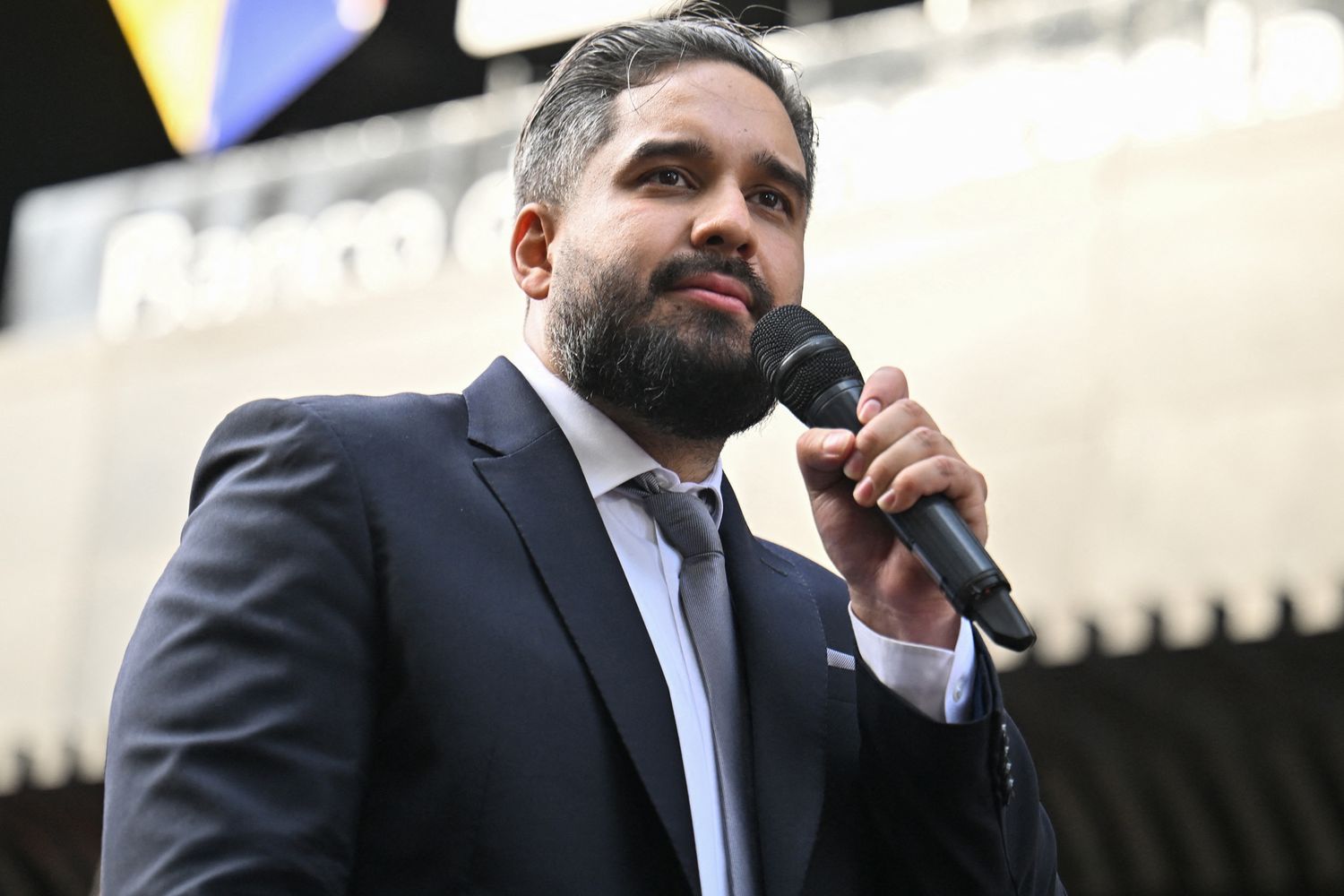 “Delgado, atleta, haciendo ejercicio”: Hijo de Nicolás Maduro da detalles sobre su padre