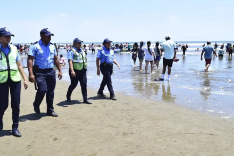 Policía presenta plan de seguridad para el Verano 2026