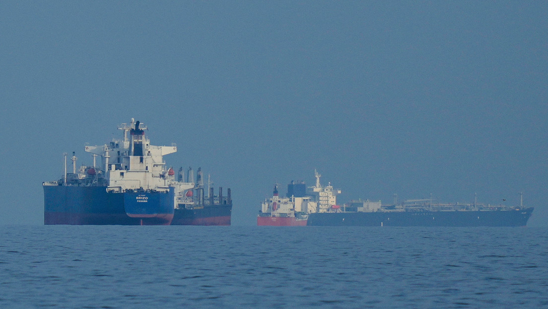 El mayor exportador de crudo reducirá sus suministros a estos países por la guerra en Oriente Medio
