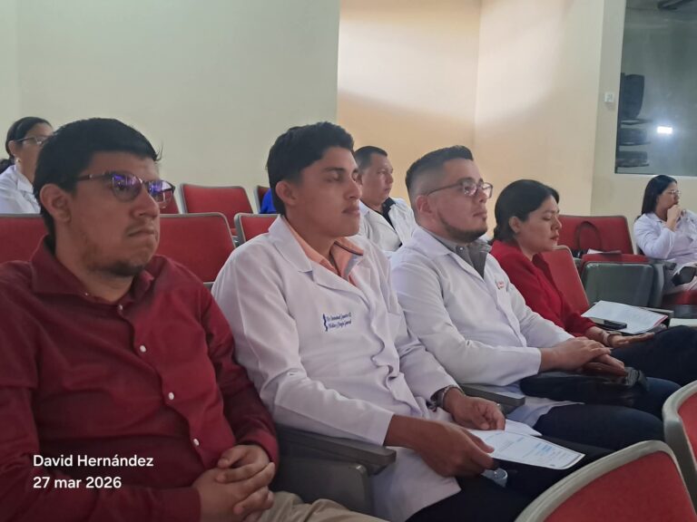 Especialistas actualizan técnicas en diagnóstico y tratamiento del cáncer infantil