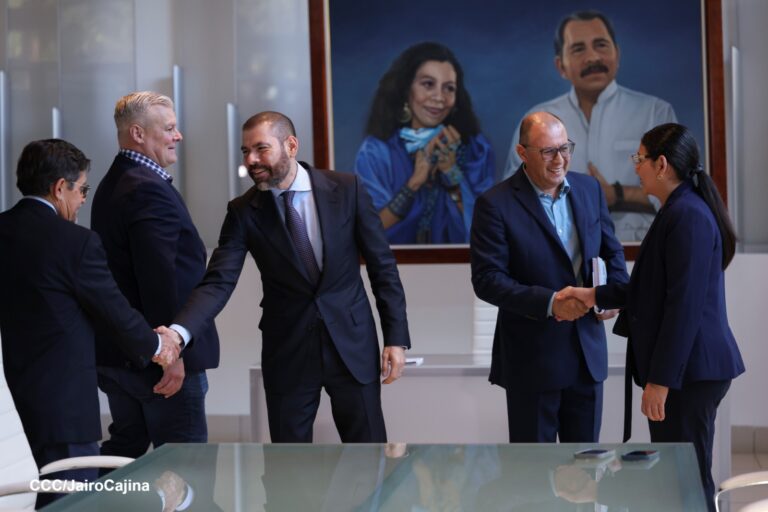 Gobierno de Nicaragua y Equinox Gold revisan avances y planes de inversión minera