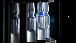 Rusia marca un hito con la primera aplicación de una vacuna personalizada contra el cáncer