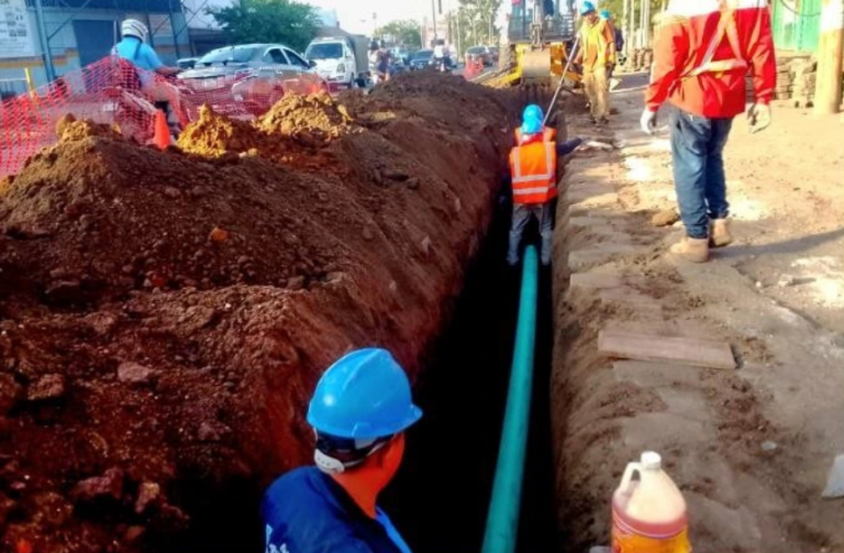 Más de 400 familias y comerciantes del Mayoreo tendrán mejor servicio de agua potable en junio