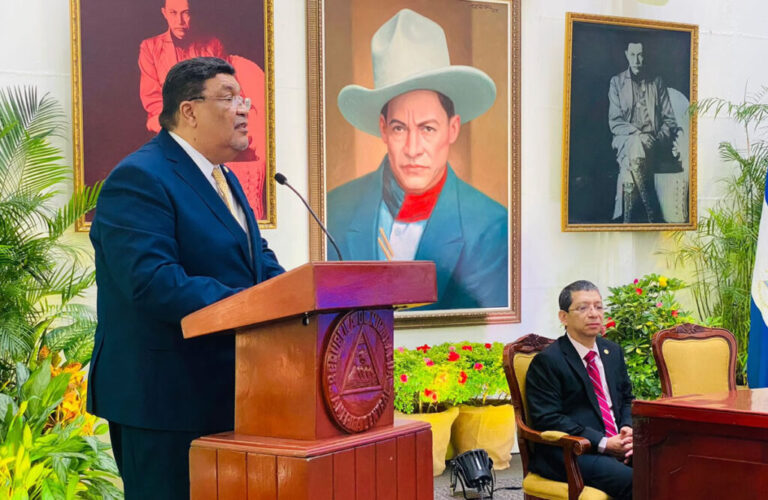 Canciller nicaragüense asiste a toma de posesión de presidente electo de Myanmar
