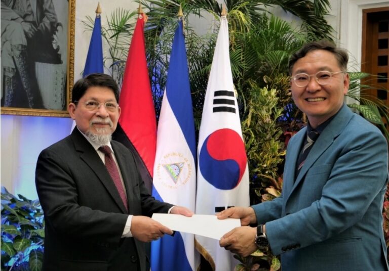 Corea y Nicaragua reafirman voluntad de cooperación solidaria y lucha por la paz