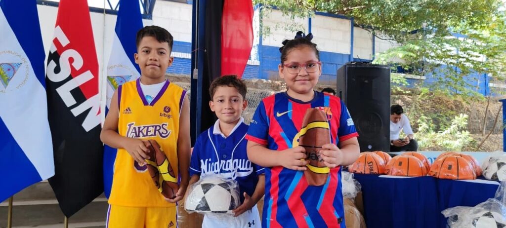 MINED inicia distribución de material deportivo valorado en C$6 millones