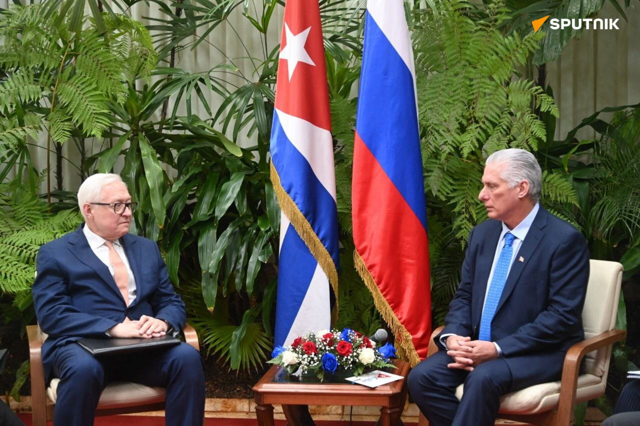 Cuba estrecha sus relaciones “históricas y estratégicas” con Rusia ante cerco energético de EEUU