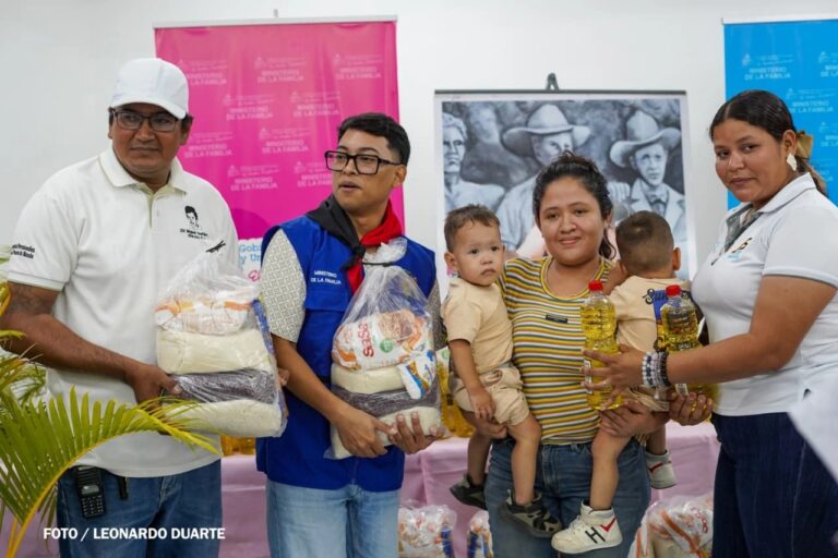 Inicia entrega de 12 mil paquetes alimenticios a través del Programa de Partos Múltiples