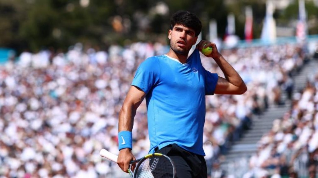 Español Alcaraz se despide en octavos en abierto de tenis