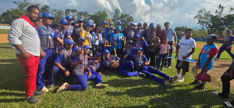 La Cruz de Río Grande se corona como el rey del béisbol del Caribe